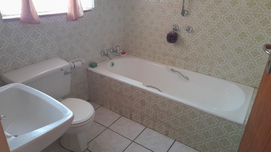 3 Bedroom Property for Sale in Pienaarsdorp North West